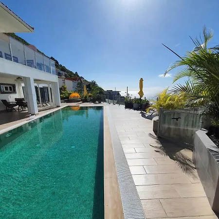 Palmera Sea View Villa *